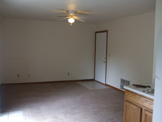 Living Room - 3 N Montague Ave