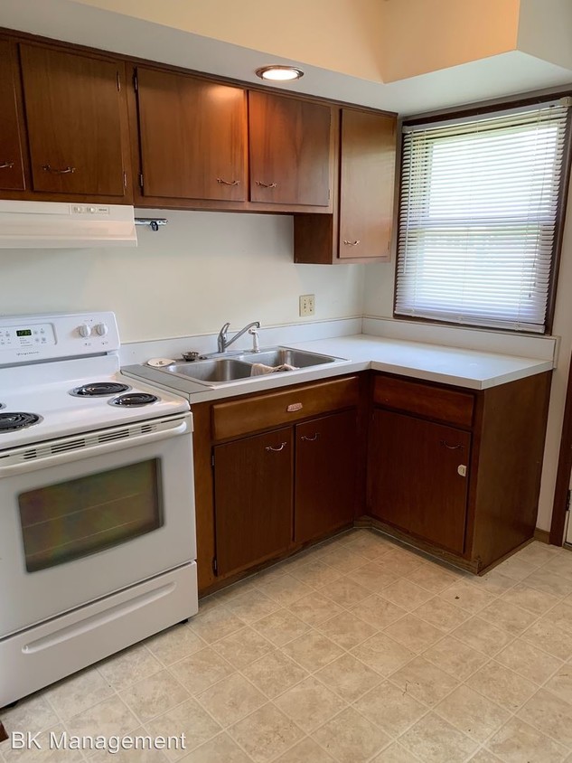 Foto principal - 404 W Plum St