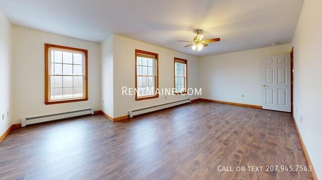 Foto del edificio - 32 Emerson Mill Rd