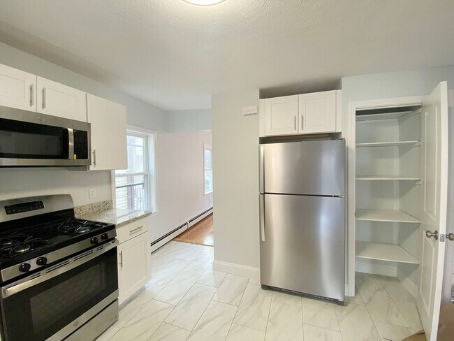 Foto del edificio - 7 Sumner Pl