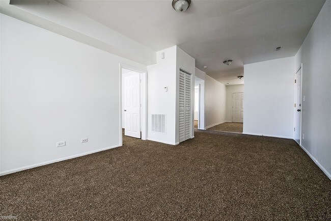 Foto del edificio - 6715 S Dorchester Ave