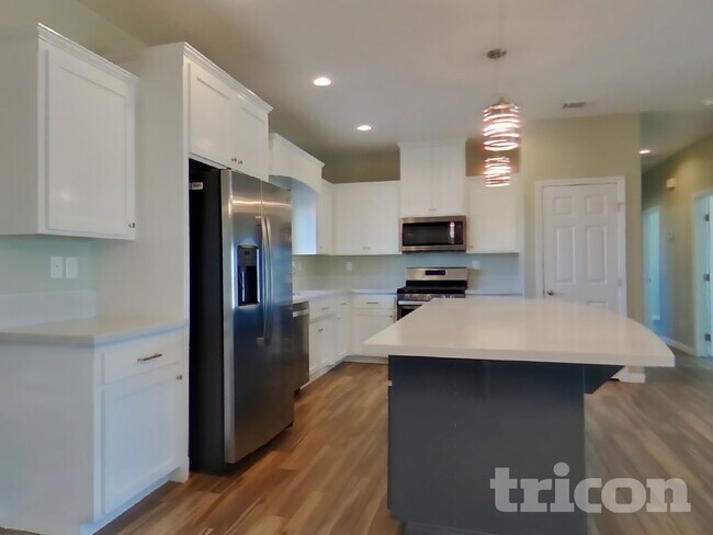 Foto del edificio - 16014 Tokay St