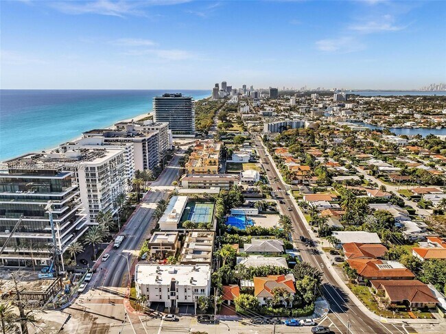 Building Photo - 8900 Collins Ave