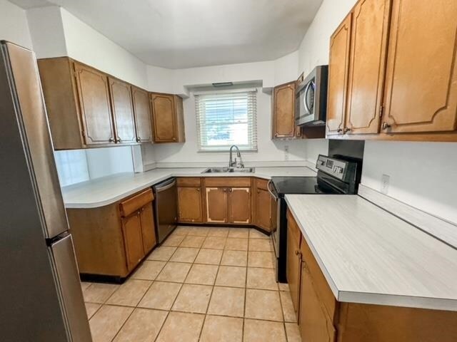 Foto del edificio - 1033 Colonial Rd