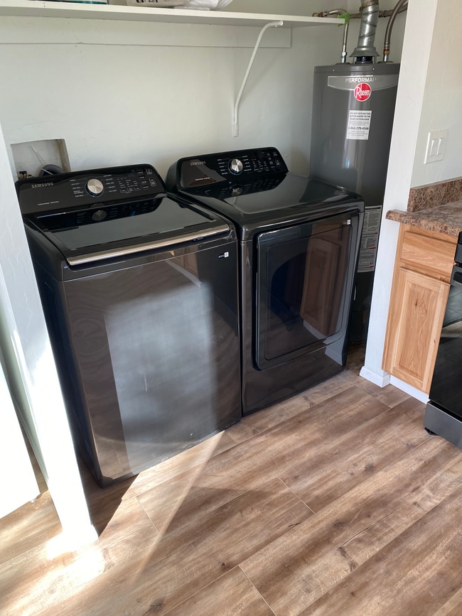 Laundry - 731 4th St