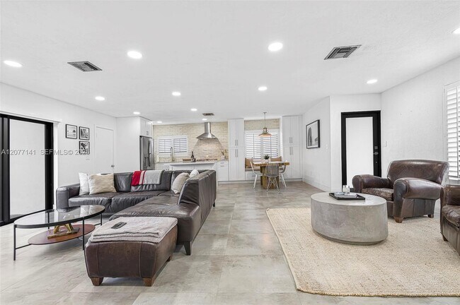 Foto del edificio - 5210 SW 128th Ct