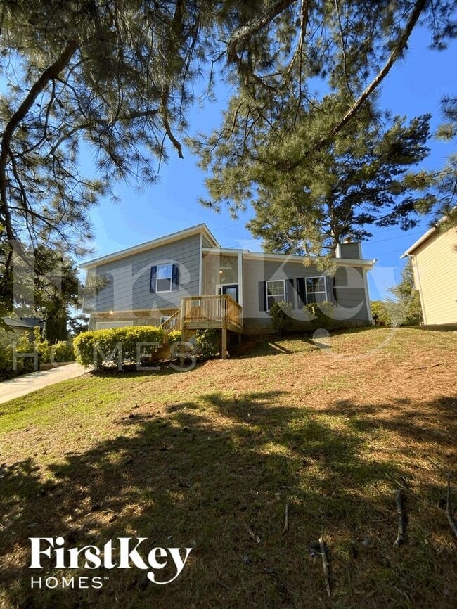 Building Photo - 3782 N Camp Creek Pkwy SW
