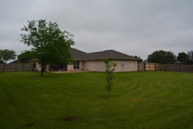Foto del edificio - 6410 Sun Crest Ct