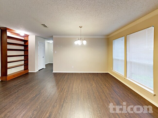 Foto del edificio - 7321 Indiana Ave