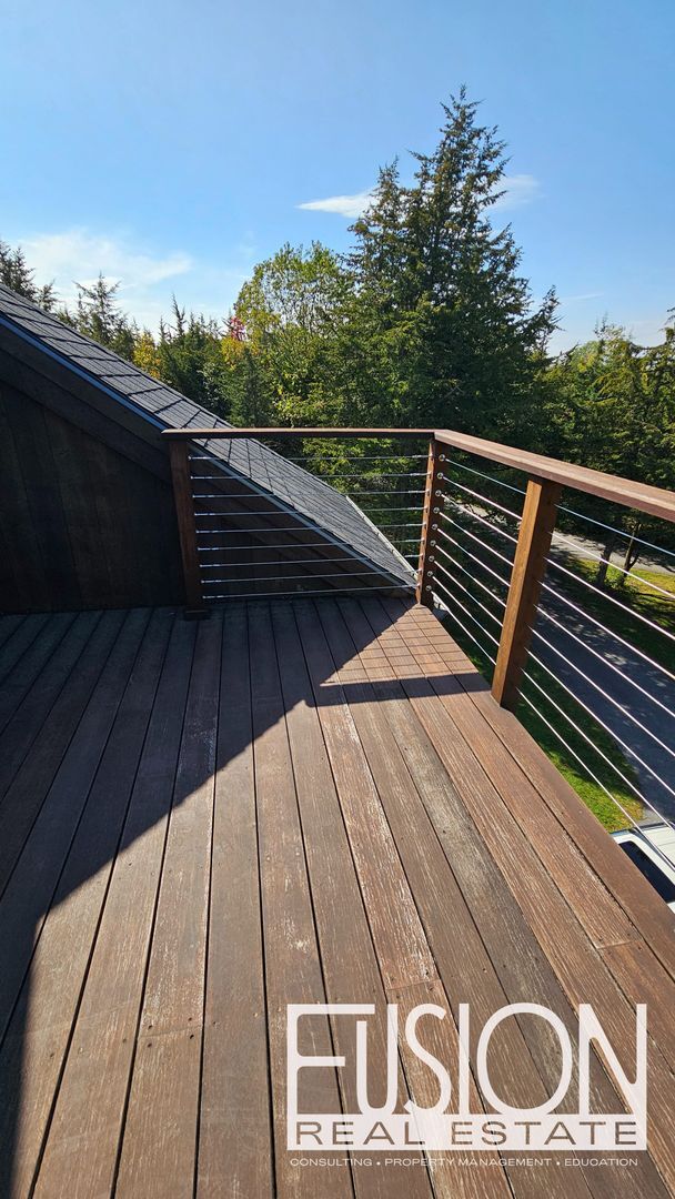 Foto del edificio - Contemporary 3 bed/2.5 bath on 10 Private Acres with Deeded Lake Access down the Road!