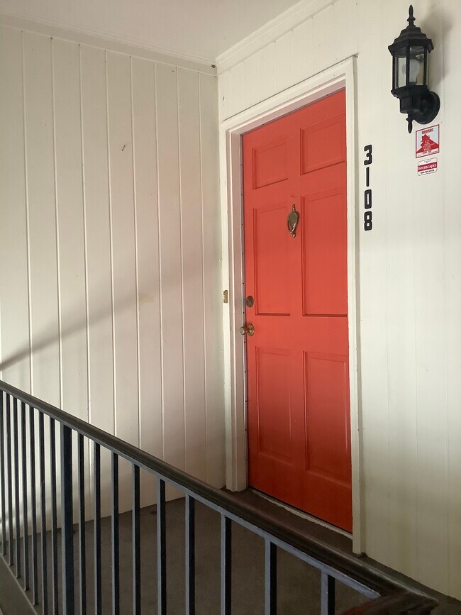 Apartment Entrance - 3108 Woodley Ter