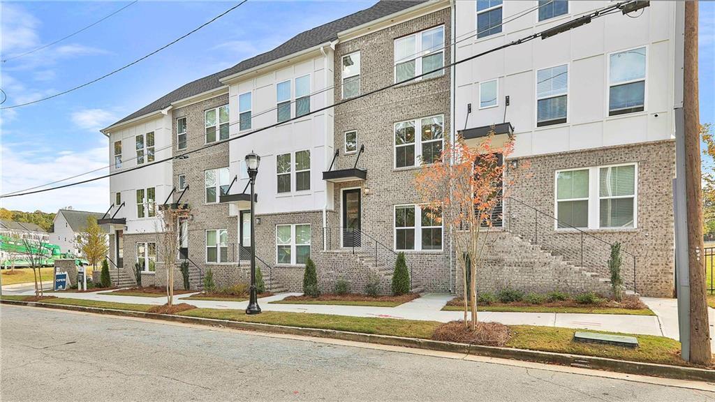 Primary Photo - 2549 Astaire Ct NW