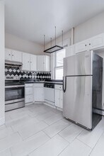 Building Photo - 37 Pamrapo Ave