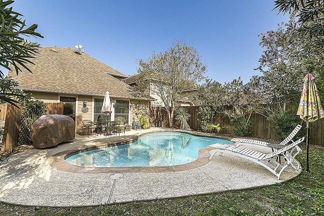 Building Photo - 8923 Windfern Trace Dr