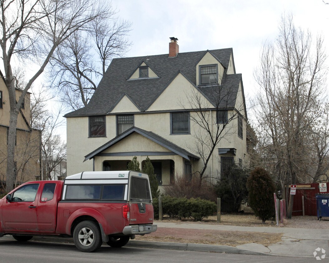 Building Photo - 409 N Cascade Ave