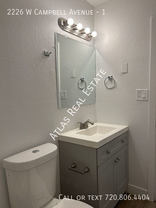 Building Photo - ***One Month Free*** _ Newly Refreshed 2 B...