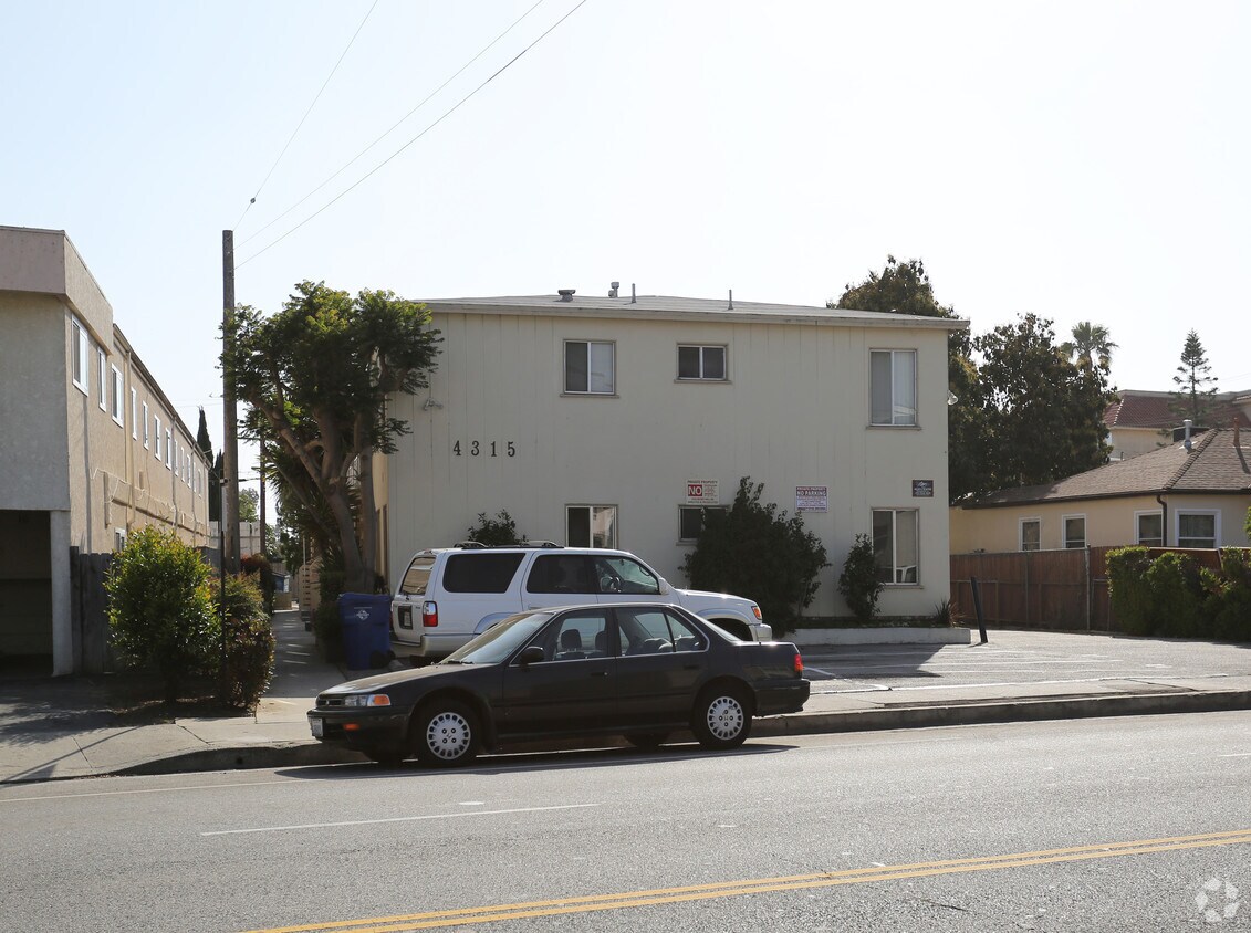 Building Photo - 4315 Inglewood Blvd