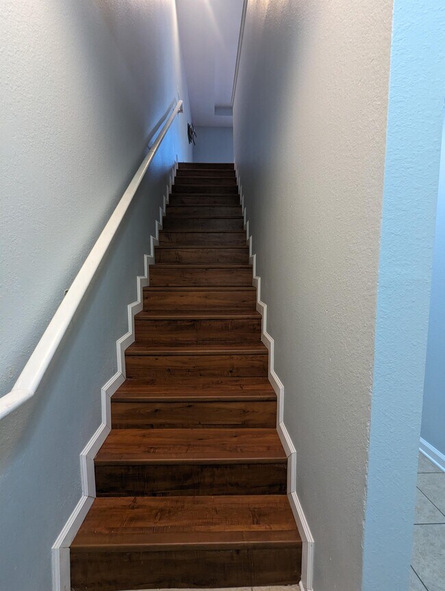 Foto del edificio - 2307 Timber Oak Ln