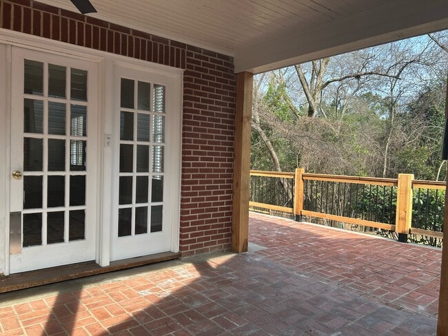 Photo - 1679 S Milledge Ave House