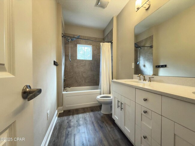 Building Photo - Miller's Landing 3BR/3Bth