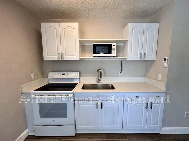 Photo - 824 Washington Palm Loop Apartment