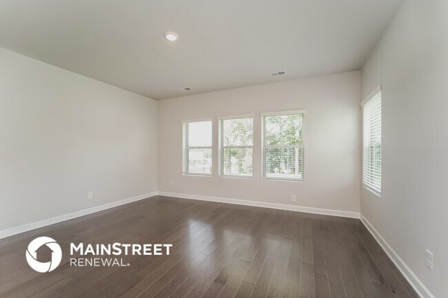 Foto del edificio - 11945 Red Leaf Dr