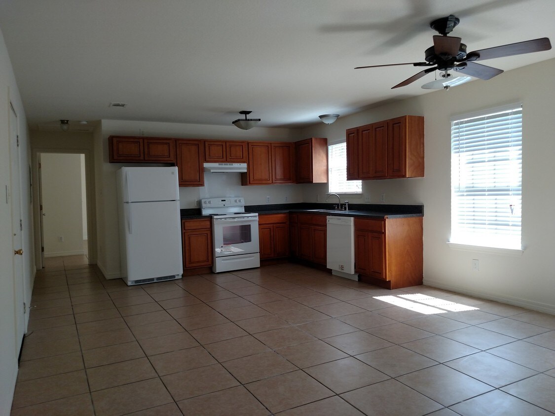 14305 Lamey Bridge Rd Unit 1, Biloxi, MS 39532 Condo for Rent in