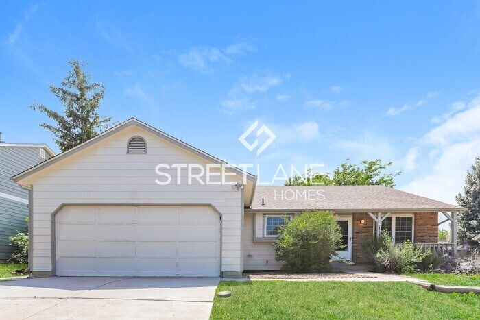 Foto principal - Charming 3 Bedroom in Aurora!