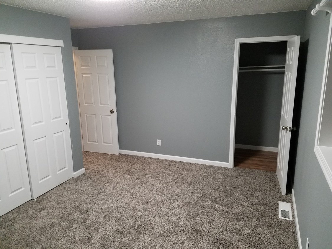 310 E Clark St, Connell, WA 99326 Townhome Rentals in Connell WA