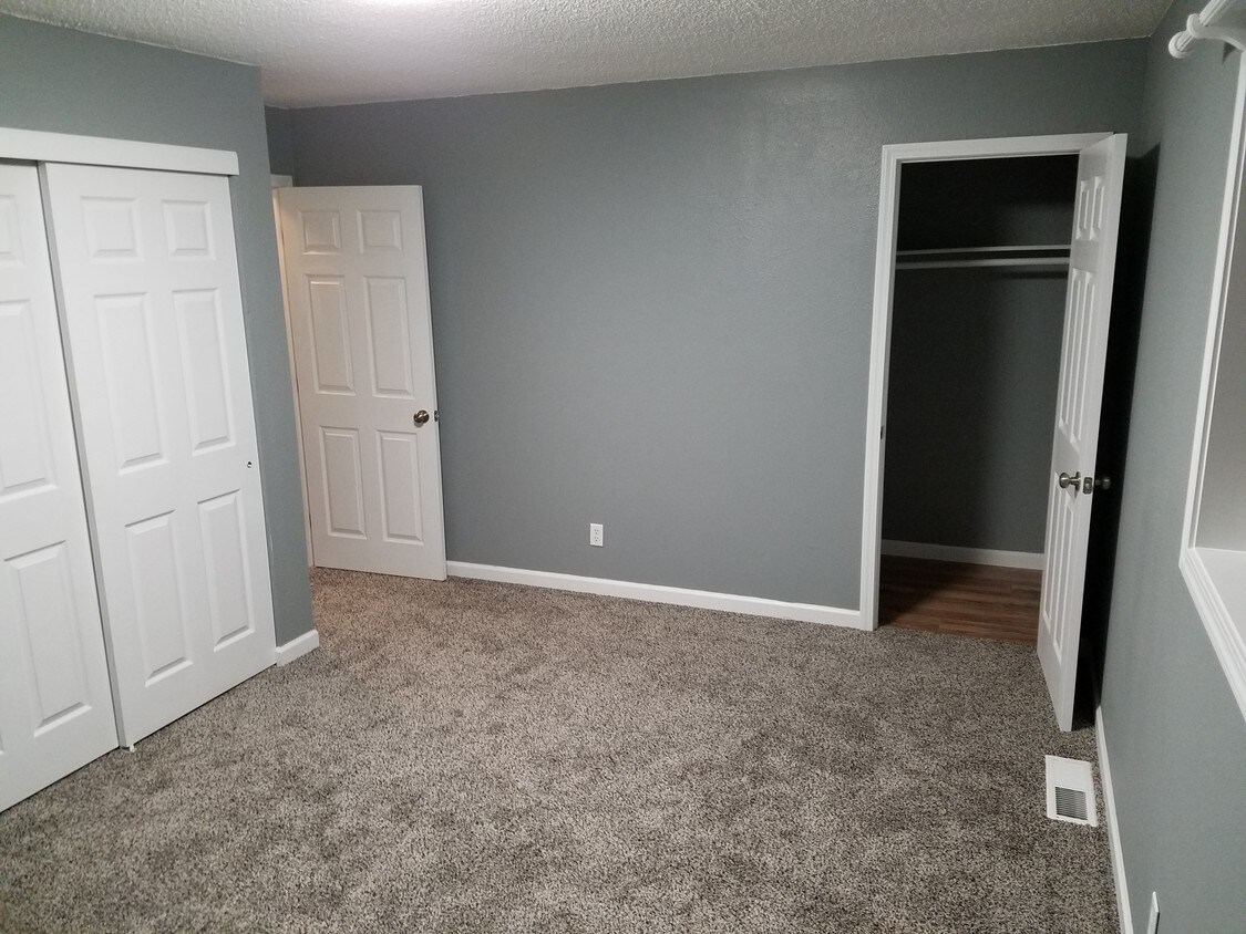 310 E Clark St, Connell, WA 99326 Townhome Rentals in Connell WA