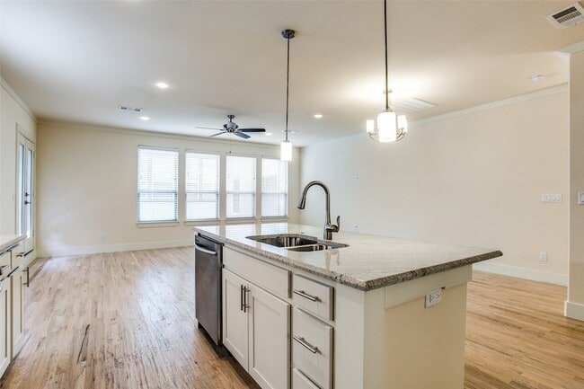 Foto del edificio - 4316 Hartford St