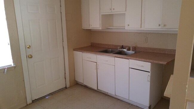 Foto del edificio - 229 SE 27th St