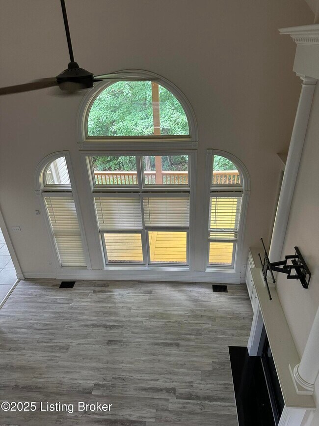 Foto del edificio - 17014 Ashburton Dr