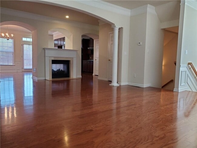 Building Photo - 11025 Brunson Dr