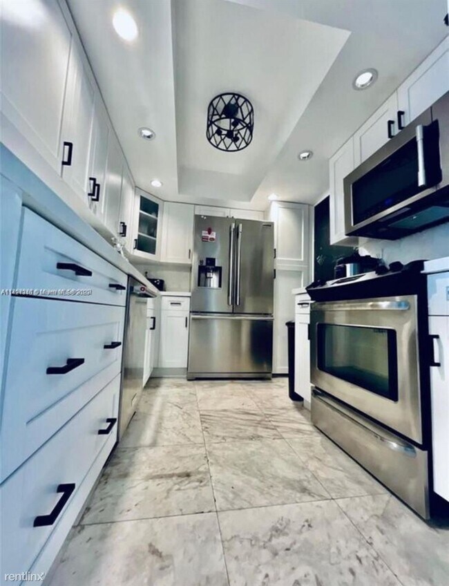 Foto del edificio - 2 br, 2 bath Condo - 20355 NE 34th Ct Apt ...