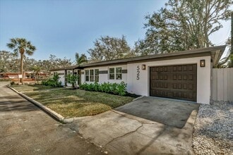 Building Photo - 525 Lamara Way NE