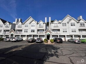 Building Photo - 105 Prestwick Way