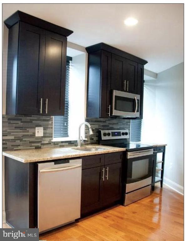 Foto del edificio - 1250 Ridge Ave