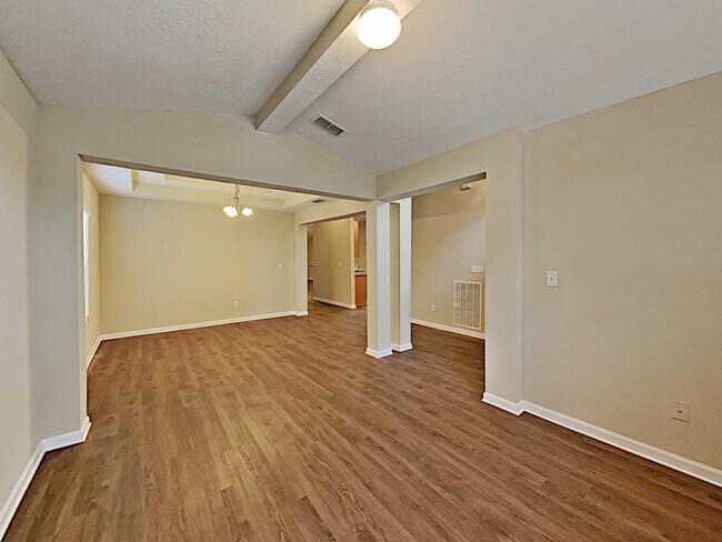 Building Photo - 11340 Riverstone Way