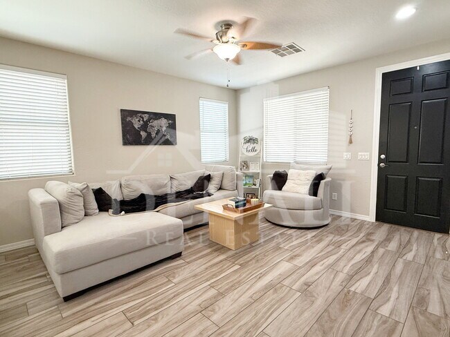 Building Photo - 2855 S Key Biscayne Dr