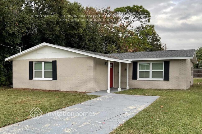 Foto del edificio - 15740 Sea Pines Dr