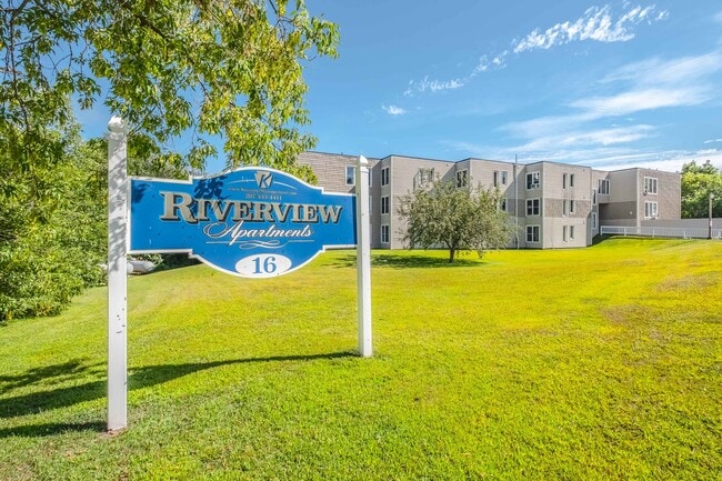 Building Photo - Riverview Apartments