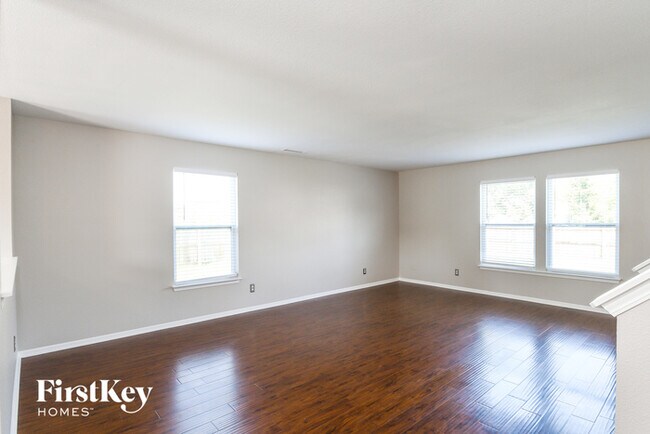 Foto del edificio - 21498 Raccoon Ct