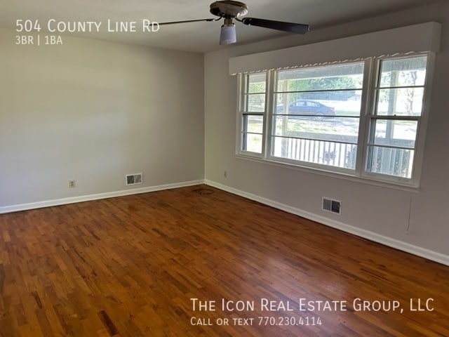 Building Photo - 3/1 home on acreage in Cumming