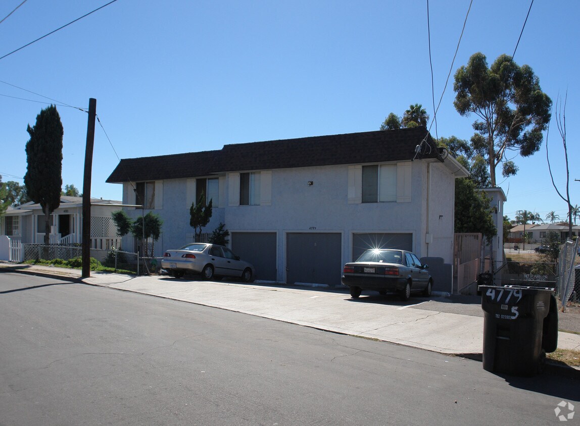 Foto del edificio - 4779 Reno Dr