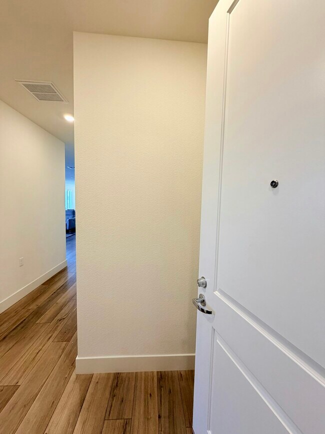 Foto del edificio - 44908 Wisdom Rd