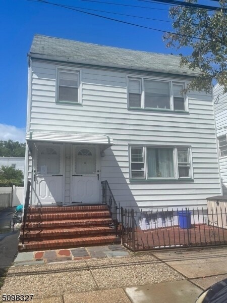 Primary Photo - 410 N 11th St