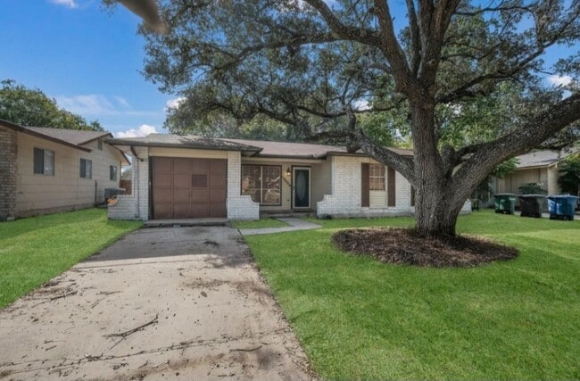 Foto del edificio - 13538 Bret Harte St