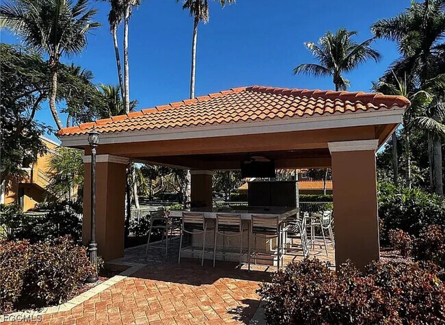 Foto del edificio - 1270 Wildwood Lakes Blvd