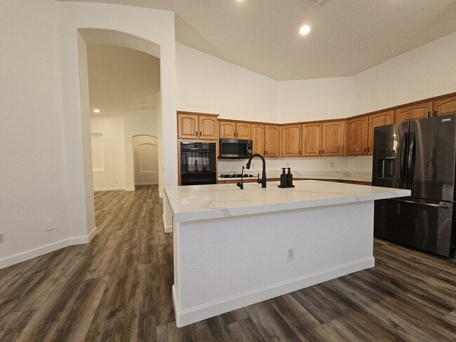 Building Photo - 1701 E Kramer St